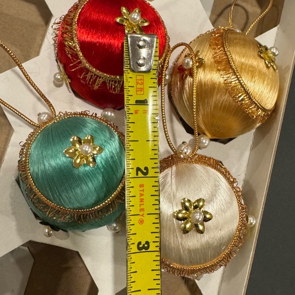 Vintage Christmas ornaments bundle - Picture 3 of 7